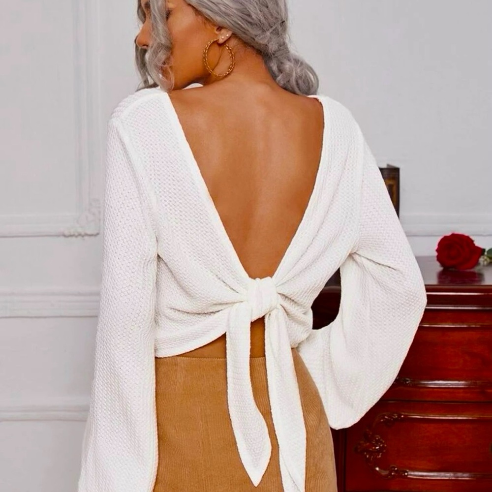 SHEIN Frenchy Lantern Sleeve Tie Back Top. Medium. White.